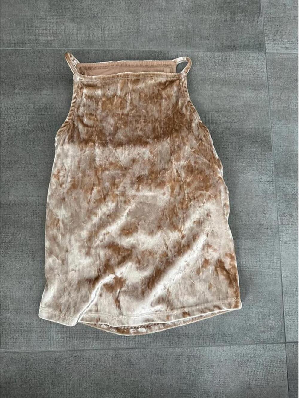 Women's • Hollister • XS • Velvet Gold Top Tank Shirt Teen Girls Clothes C